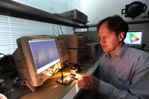 HaraldHaas-inOptimaLab-UnivEdinburgh-2014