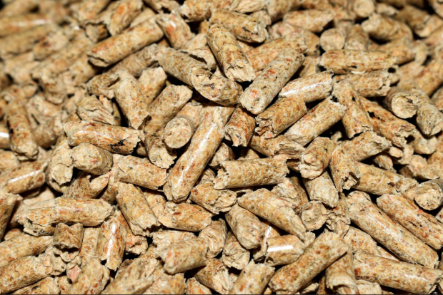 Dry pellets