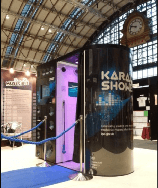 The Karaoke Shower has seen popularity on its tour of UK STEM events for schools. The ‘immersive’ experience helps young people to understand the importance of music copyright.