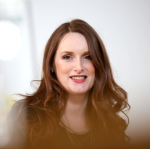Portrait image of Elaine.