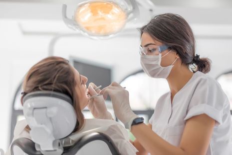Dentist